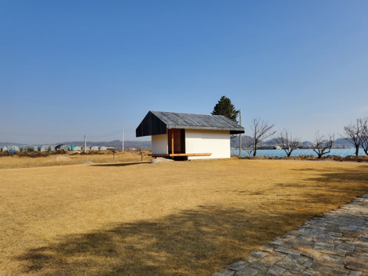  충북 진천 여행. 진천 뤁스퀘어 (루트스퀘어) 내가 가본 중 최고의 힐링  카페 집 근처에 있으면 얼마나 좋을까^^