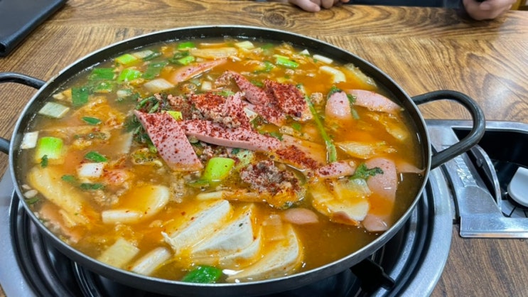  행신 / 의정부 부대찌개 - 뜨끈한 국물과 밥이 땡길 때 떠오르는 부찌 맛집