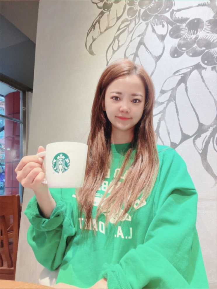  7급 공무원 퇴사 5년차, 회사 대신 스타벅스로 출근합니다.