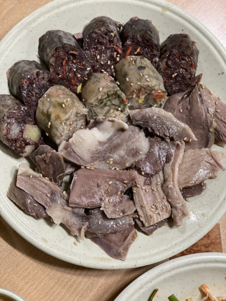  부산 연산동맛집 '오소리순대'