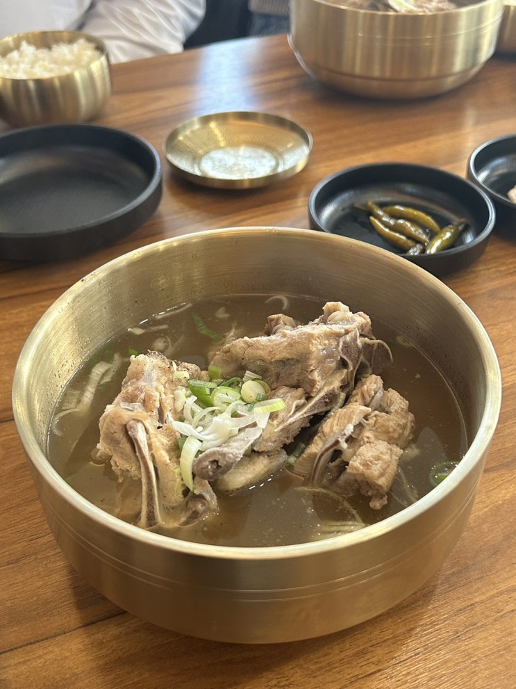  추운 날씨에 먹은 대구 갈비탕 감동적이다! 인하옥 깔끔하게 먹은 동대구역 점심