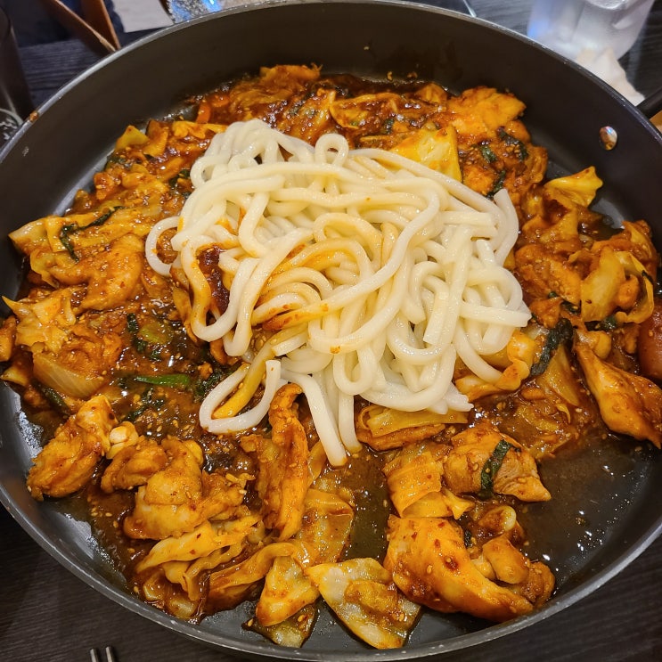  연산동맛집, 닭갈비 맛집은 바로 여기! 연산동 술집, 아쿠마닭갈비포차
