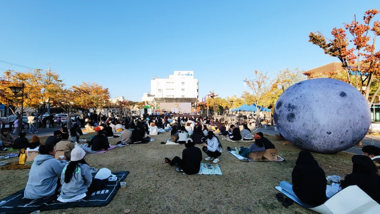  로컬라이즈 군산 X 누군가의 플레이리스트