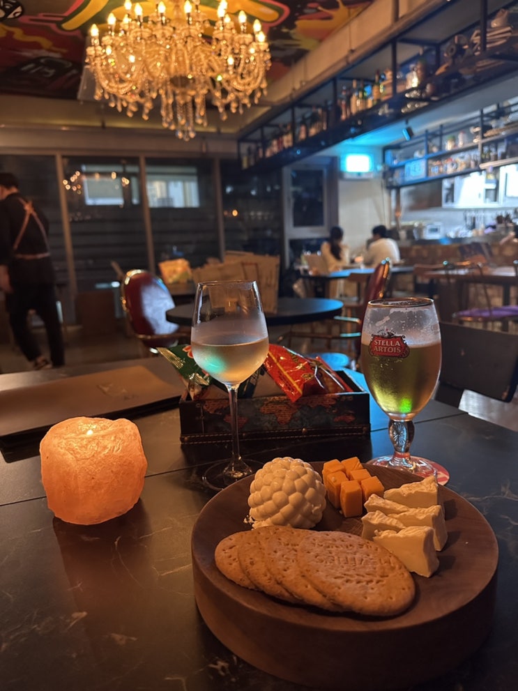  강남역 맥주, 와인 맛집 ! 분위기 좋은 강남 녘으로! (미도리샤워, 하이볼, 칵테일 술집 추천)