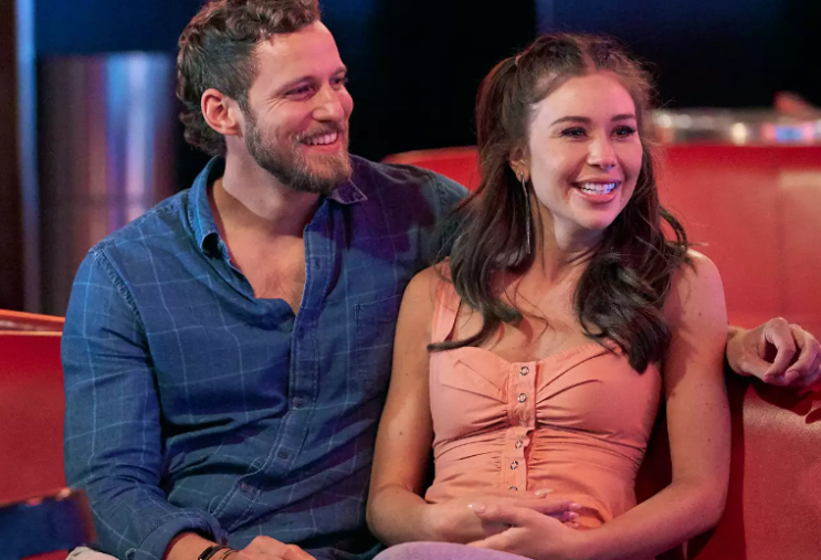 'The Bachelorette'의 Gabby Windey는 그녀와 Erich Schwer가 갈라진 이유를 밝혔습니다: '우리는 일치하지 않았습니다.' 'The Bachelorette'의 Gabby Windey는 그녀와 Erich Schwer가 갈라진 이유를 밝혔습니다: '우리는 일치하지 않았습니다.'