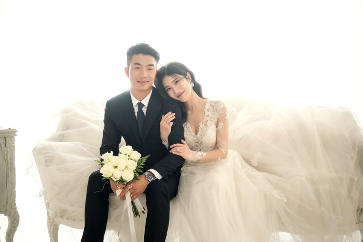  1주년결혼기념일 리마인드촬영_현후스튜디오, 에스메랄다, 메이크업한다나리, 치유플라워