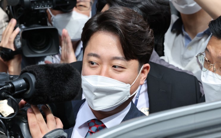 ‘<b>가처분</b>기각‧추가징계’ 사면초가 이준석, 신당 창당 나서나