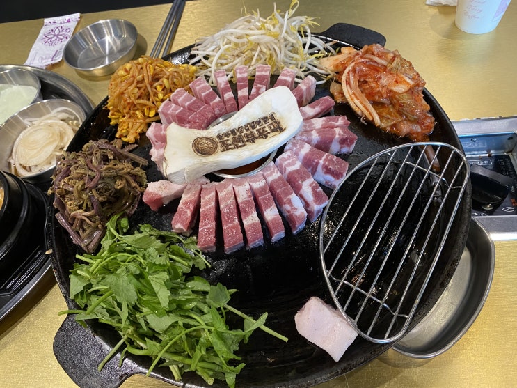  시흥은계지구맛집 / 솥뚜껑삼겹살 '조선부뚜막 시흥은계점' 시흥회식장소로 안성맞춤