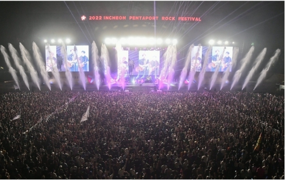 2022.8.13(칼럼_장주영 수필가,교사) 5.인천 축제 대박났다.