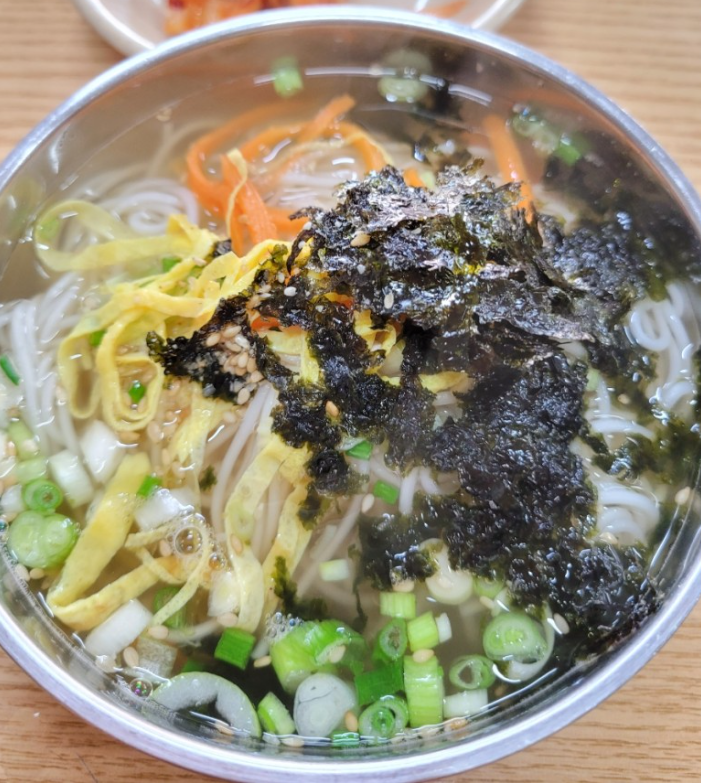  국수와 국시의 차이