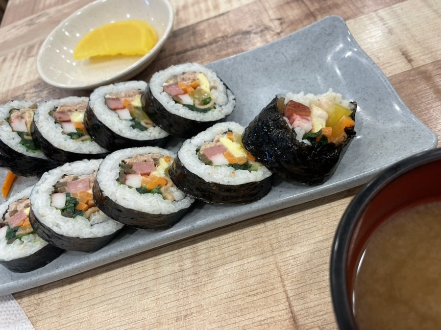 김밥사랑 이대점 사진 2