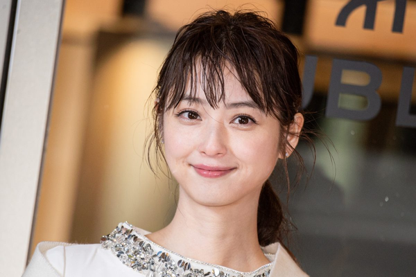 [연예] <b>사사키</b> 노조미, 둘째 임신 <b>발표</b> '진심으로 기뻐' 남편... 