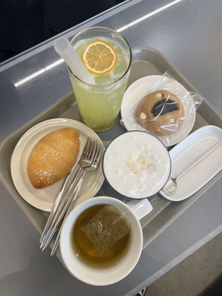  양평역카페 - 디저트가 너무 맛있고 분위기가 좋은 카페 태그
