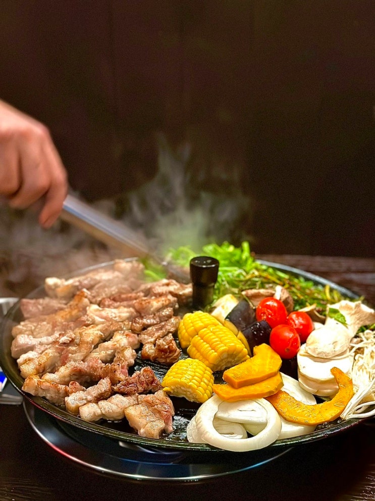  마곡 LG아트센터 서울 근처 맛집 :: 숯불 고기집 지피다 추천