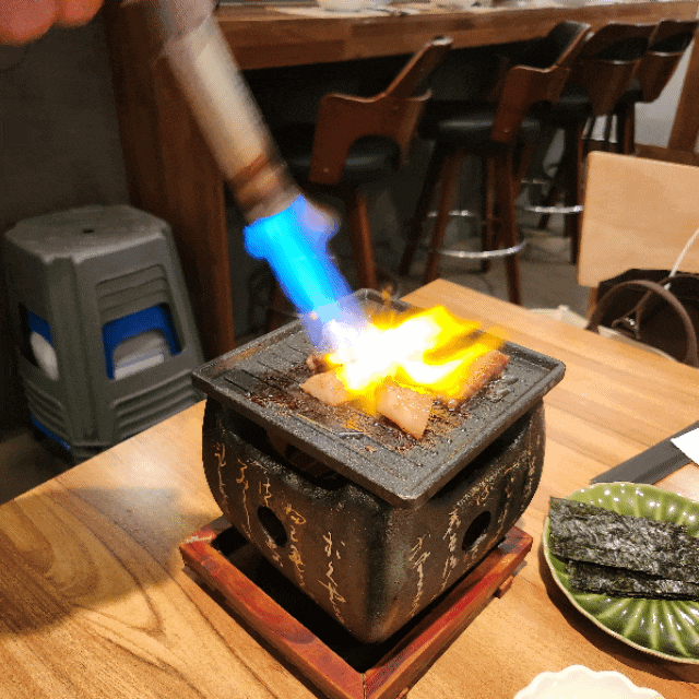  신사역참치 퀄리티 좋은 코스 요리, 히바치참치 ( 콜키지프리 )