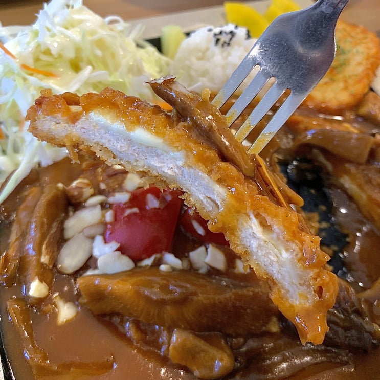  거제 상동 돈가스 맛집 해송가, 데미그라스 돈가스가 맛있는 곳이에요