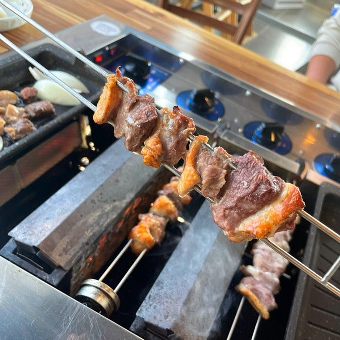 양주오리고기  담백한 오리촌 참숯회전구이 맛있어