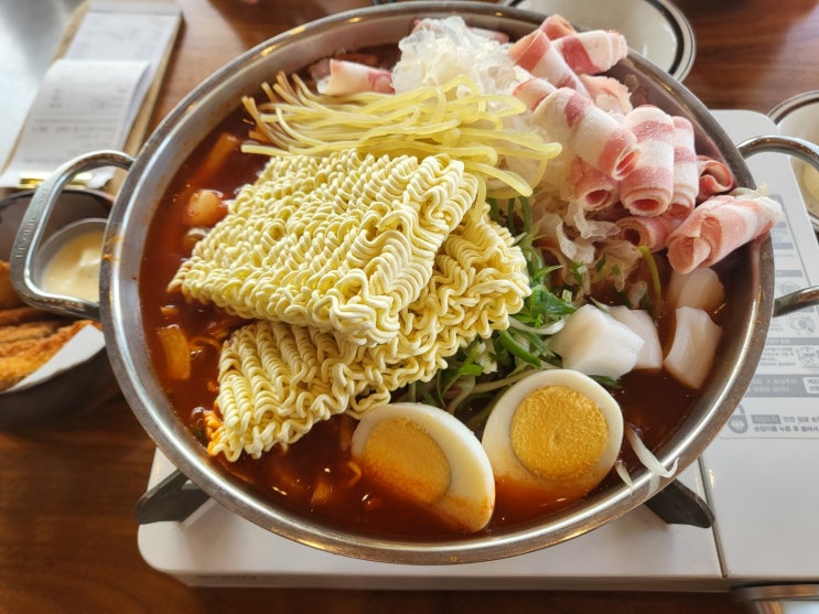 평소에 잘 안먹는 떡볶이 평소에 잘 안먹는 떡볶이