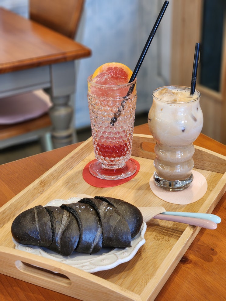  장유 대청동 대청천 카페 '알리', 쌀로 만든 베이커리에 채광 맛집