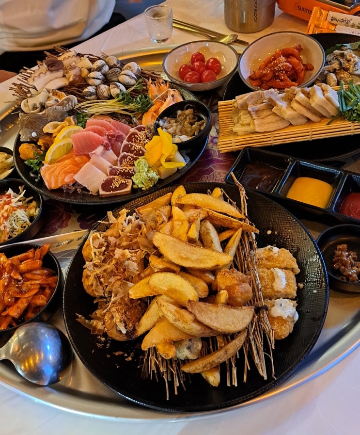  광주 동명동 술집 한상차림 안주 맛집 '희피희피 평상집'