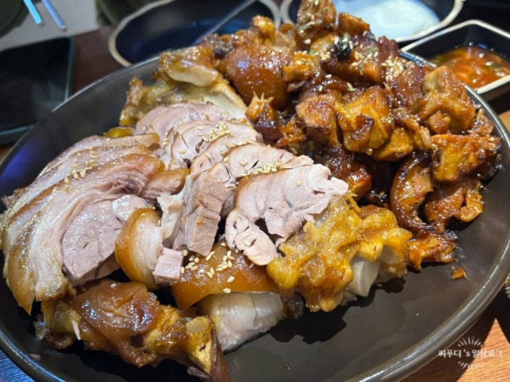 가락동 맛집 경찰병원역 더맛있는 족발보쌈 가락점 푸짐한 반반족발