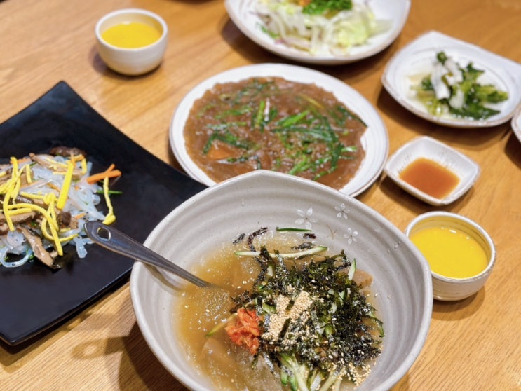 일산 애니골 맛집 :  다람쥐마을 누룽지백숙 일산 모임장소 한정식 맛집