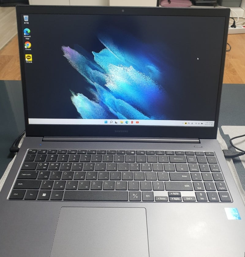 삼성노트북 플러스2 NT550XDA-K14A 윈도우11 가성비노트북