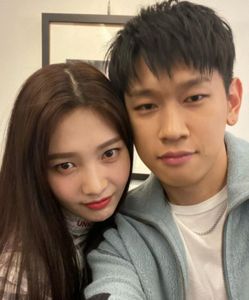  크러쉬 조이 프로필 아파트 집 위치