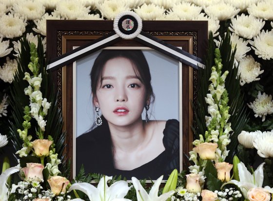 "5세때 날 버린 엄마에 재산상속?"…구하라법 공무원은 달랐다 "5세때 날 버린 엄마에 재산상속?"…구하라법 공무원은 달랐다