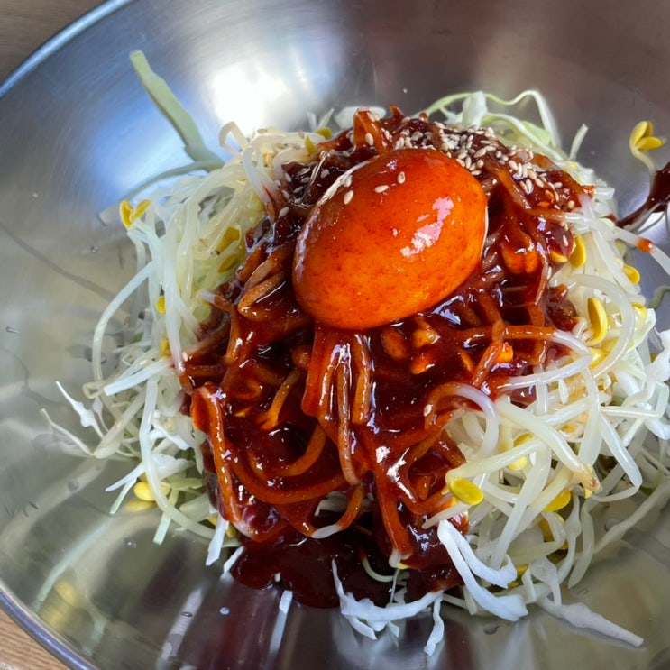  인하대 맛집 명동손만두! 쫄면에 만두조합 최고!