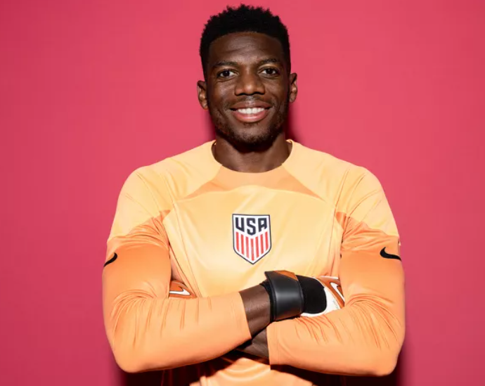 USMNT 골키퍼 션 존슨은 월드컵 팀이 '항상 서로를 밀어내고 있다'고 말합니다. USMNT 골키퍼 션 존슨은 월드컵 팀이 '항상 서로를 밀어내고 있다'고 말합니다.