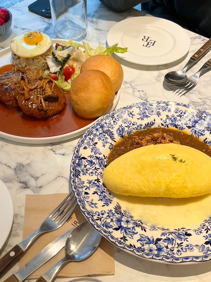  빠레트한남 부산서면카페거리점 맛도리 데이트 부산 서면맛집