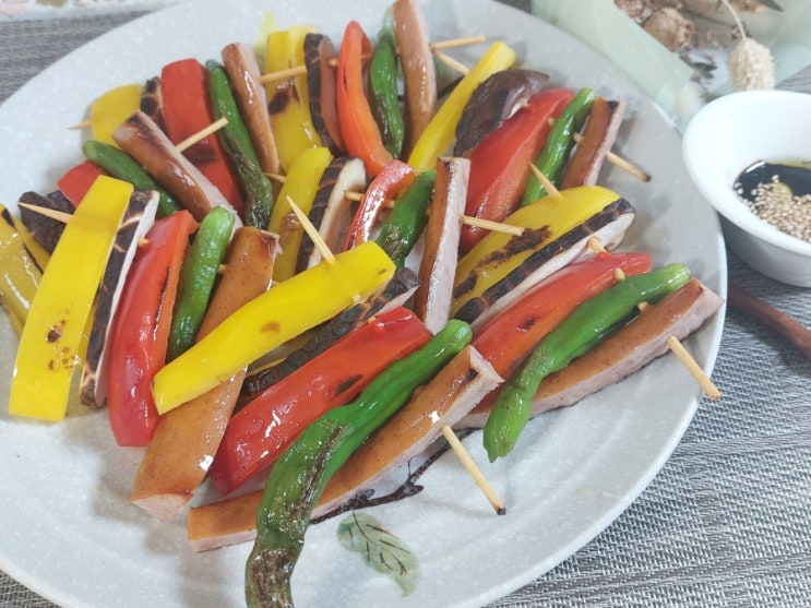 채소구이 꽈리고추 채소 꼬치구이 발사믹 간장 드레싱 채소구이 꽈리고추 채소 꼬치구이 발사믹 간장 드레싱