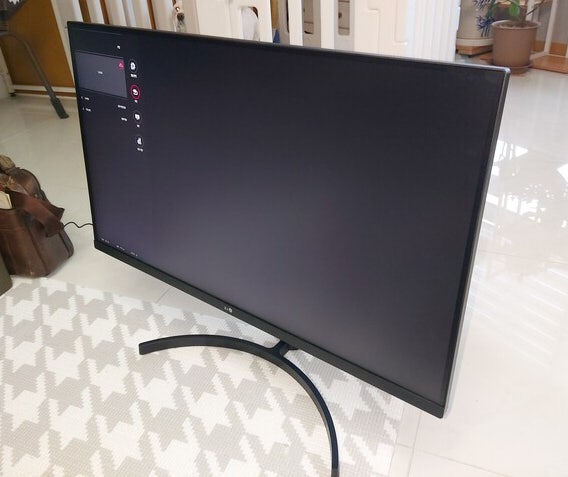LG전자 32인치 사무용 모니터 32QN650 최고다. LG전자 32인치 사무용 모니터 32QN650 최고다.