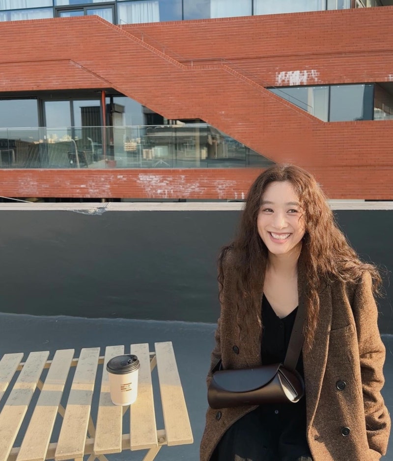 바앤쉬 정려원 인스타그램 옷 코트 패션! ba&sh 바쉬 코트