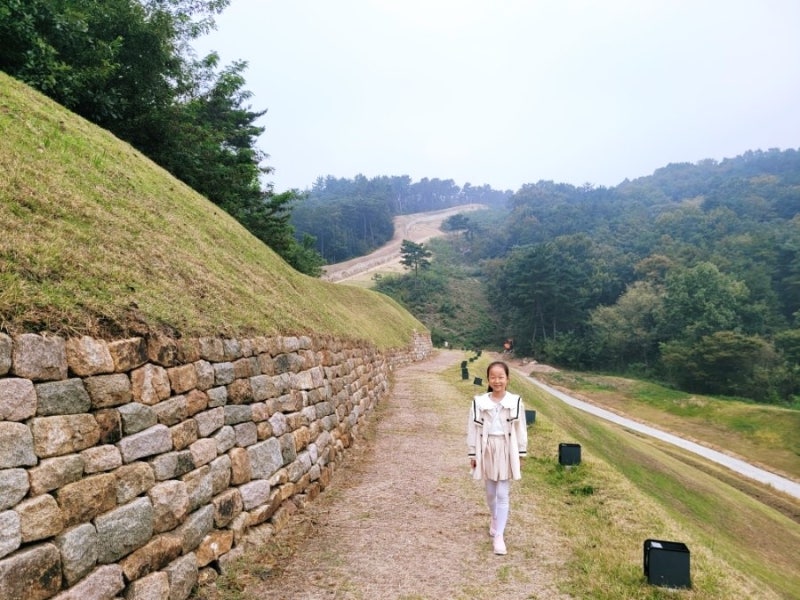 부여 필수코스 부여 왕릉원 금동대향로 발견 능산리사지 나성 : 네이버 블로그
