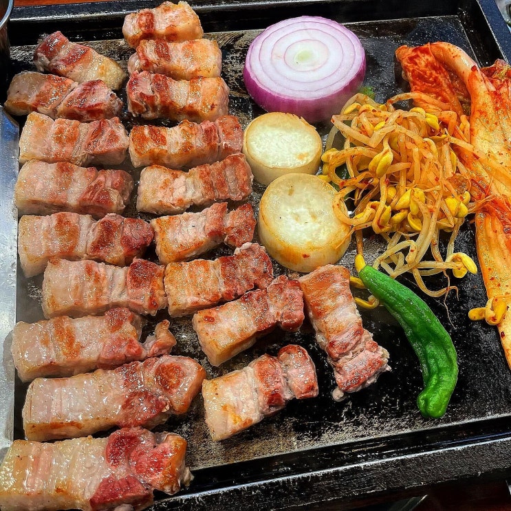  [익선동 맛집/찐 리뷰] 생방송 투데이 출연, 숯불 향 가득 머금은 삼겹살 맛집 "종로육가"