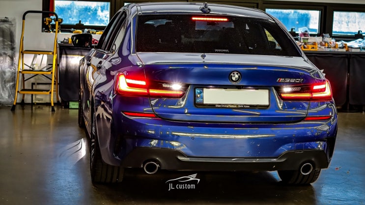  BMW 320i 동승자의 따뜻한 겨울을 보내기 위한 최고의 아이템! 2열 열선시트 시공