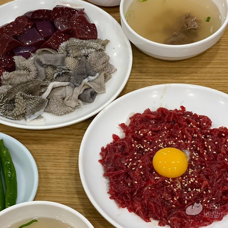  서울 동대문 종로5가역 광장시장 핫플 먹거리 골목 종문횟집 & 창신육회