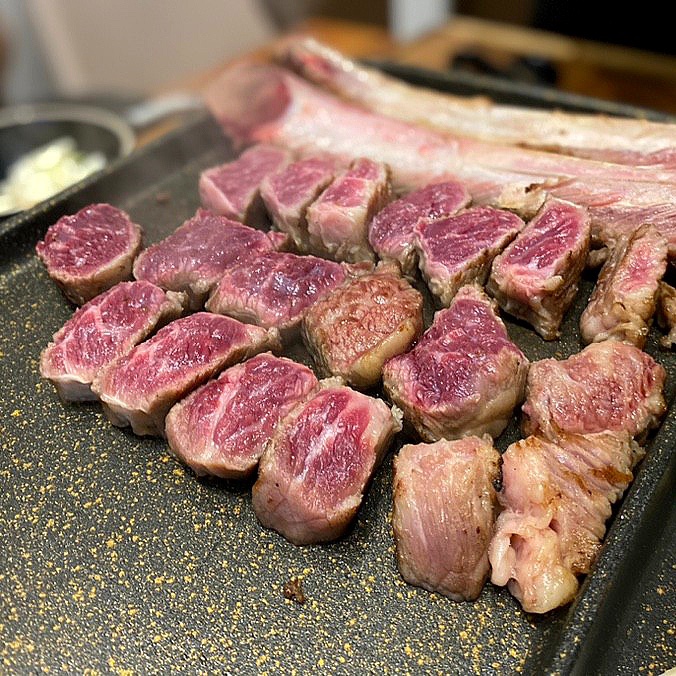  직장인 회식장소 가족모임하기 좋은 상암고기집 맛집 전설의 우대갈비