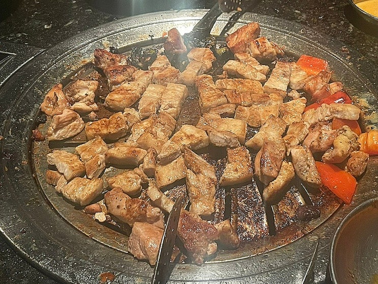 CHI- iron age (korean steack)_미국에서 먹는 고기뷔페