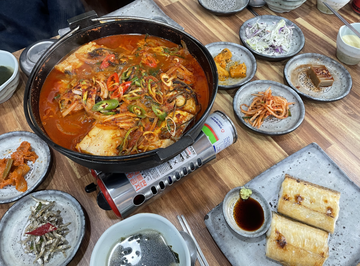  [소소리뷰] 매콤칼칼 서귀포올레시장 '올레왕갈치'(feat. 거북이한과)