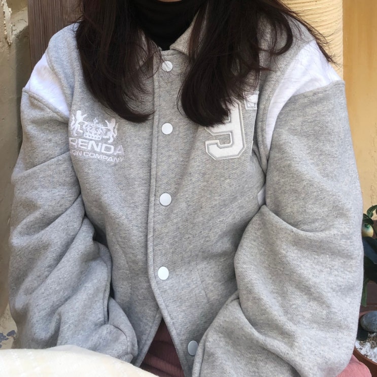  프렌다 바시티 자켓 구매‼️ 바시티 자켓에 뒤늦게 탑승했어요c