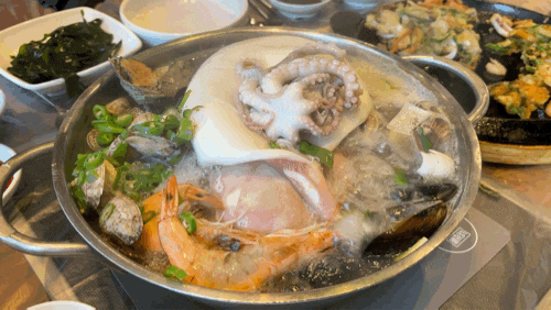  [파주 출판단지 맛집] 복많네해물칼국수에서 점심 먹었어요.