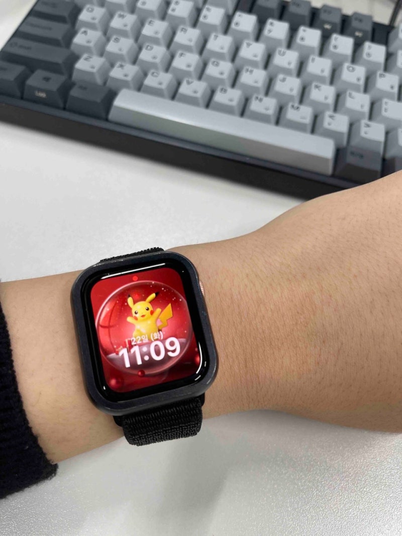 피카츄 손전등 배경화면 설정 | TikTok, image size:800x1067