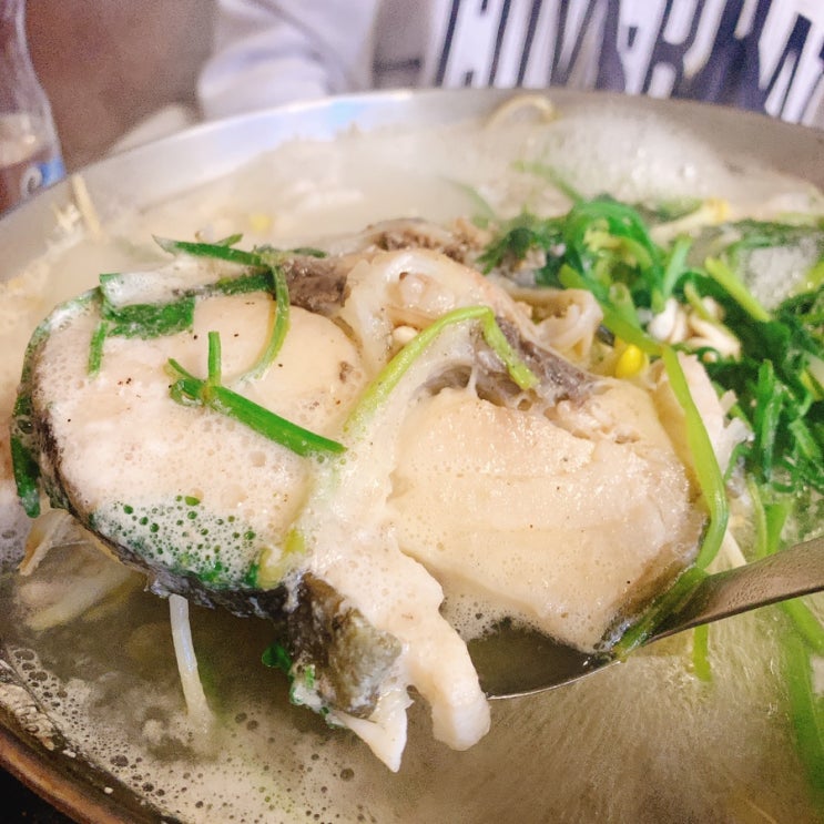  삼각지, 쌀쌀한 날씨 시원한 국물이 예술인 '자원대구탕'