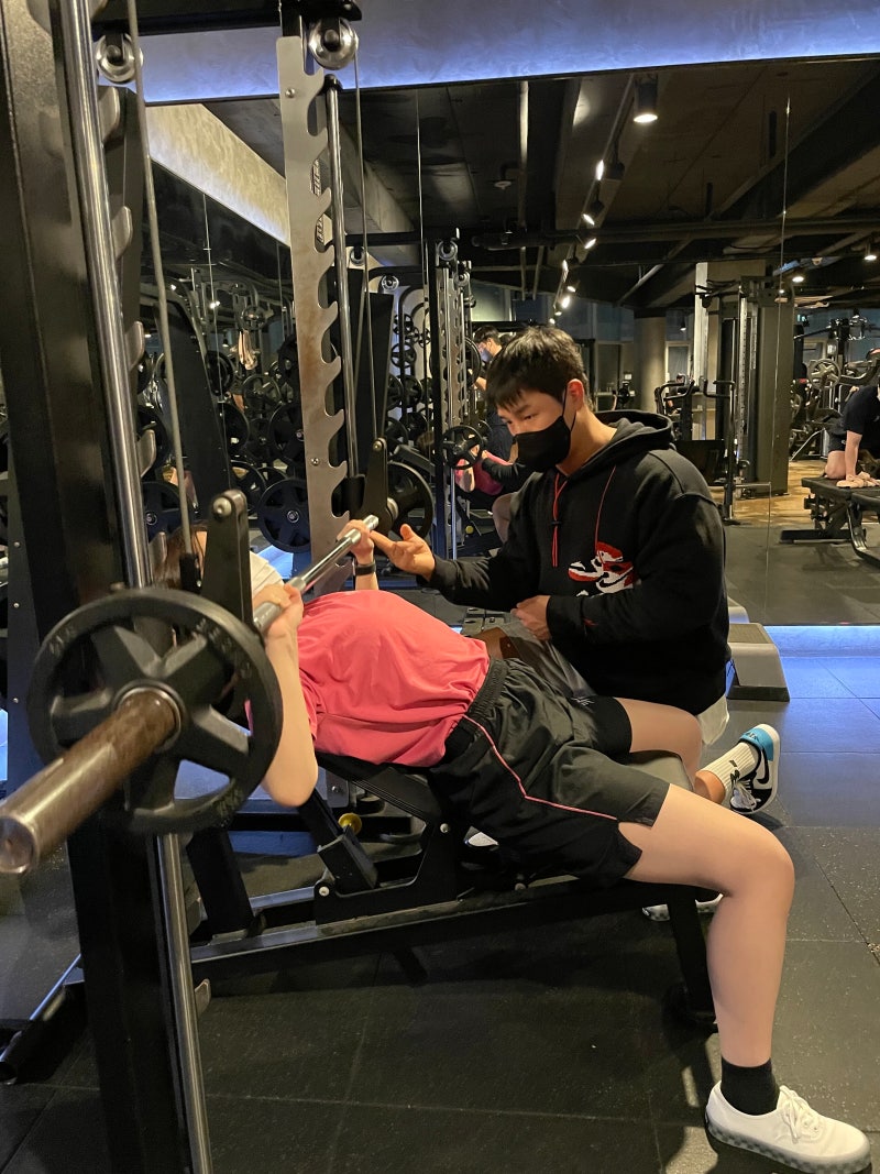 동래 헬스 / 스미스머신 인클라인 벤치 프레스 : 네이버 블로그