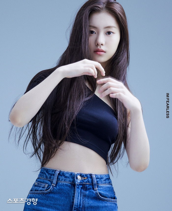 '르세라핌 탈퇴한' 김가람 근황, 자퇴설부터 왕따설까지 돌았는데...교복 입고 밝게 학교 생활 중 '르세라핌 탈퇴한' 김가람 근황, 자퇴설부터 왕따설까지 돌았는데...교복 입고 밝게 학교 생활 중