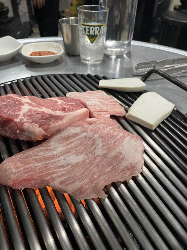  [신대방삼거리 꿈꾸는돼지 고깃집] 웨이팅이 아깝지 않아요!