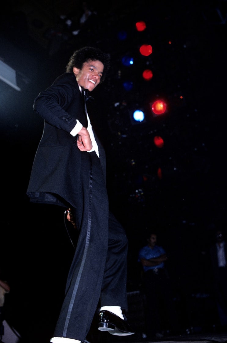  Michael Jackson-Don't Stop 'Til You Get Enough